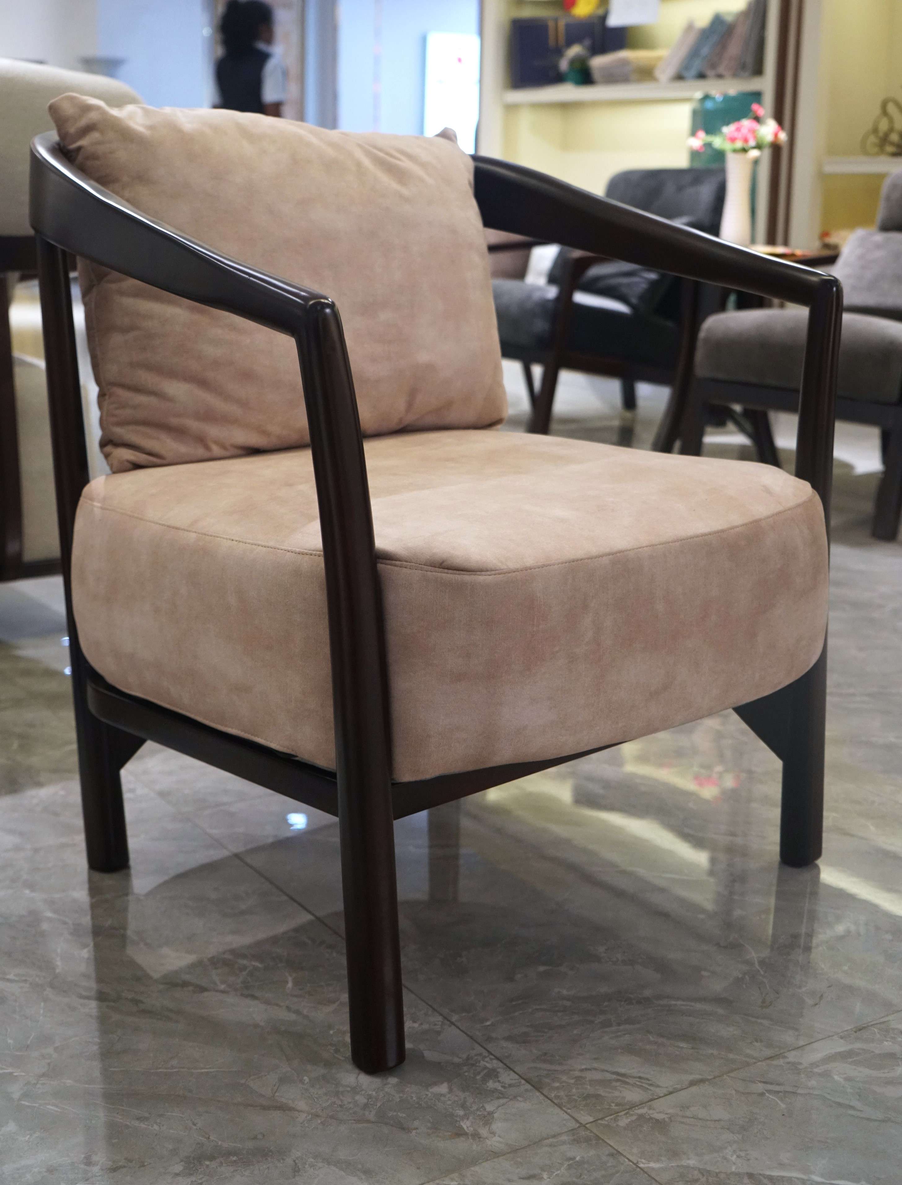 Leisure Chair (LCC112) 2 BEDMATE FURNITURE Leisure Chair (LCC112)